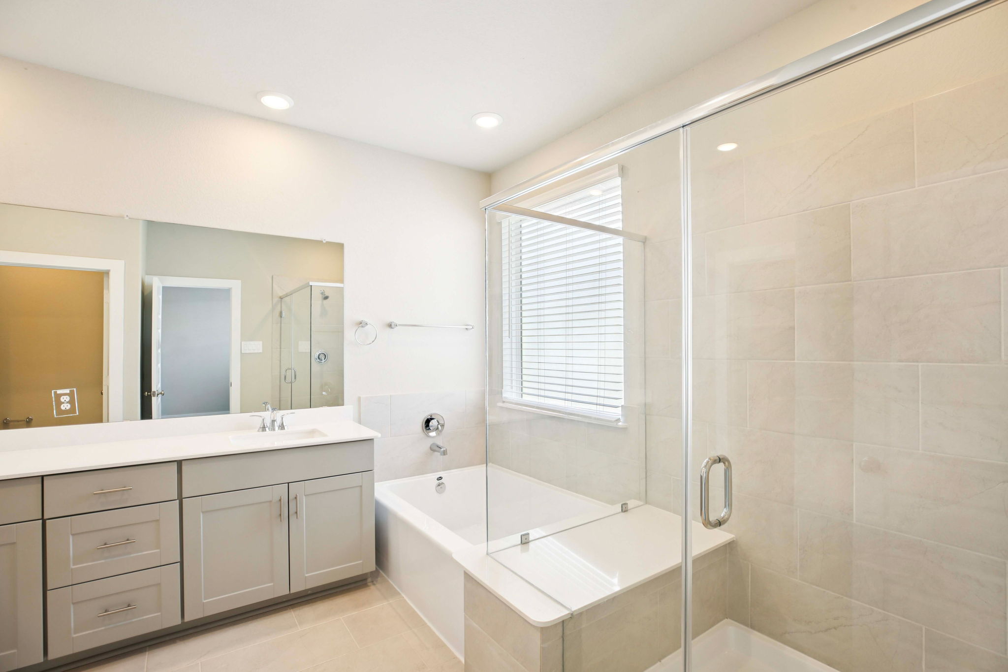 Houston - Kemah Crossing Townhome Collection - 551 Avisa Dr Kemah TX 77565 - 033