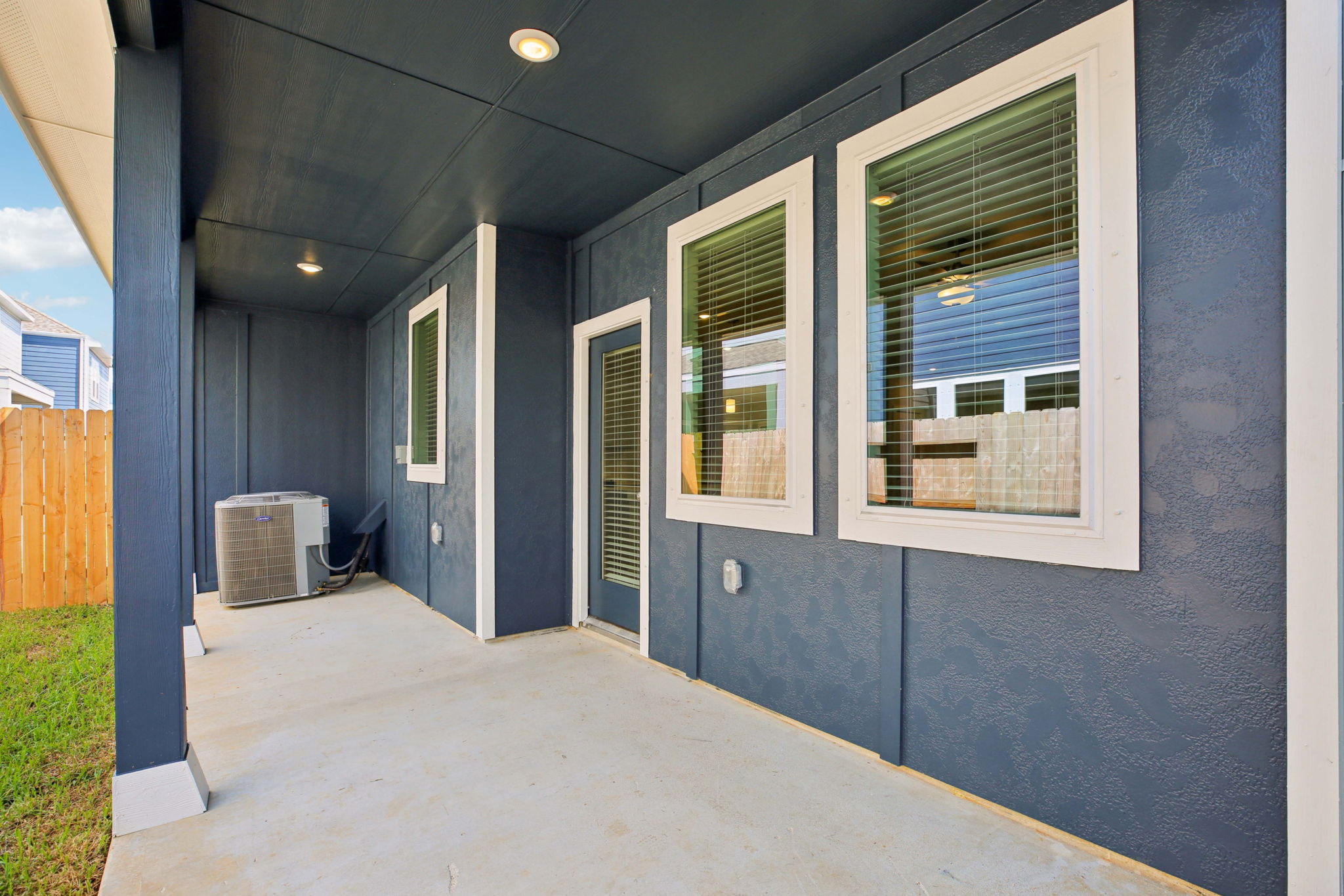 Houston - Kemah Crossing Townhome Collection - 551 Avisa Dr Kemah TX 77565 - 034