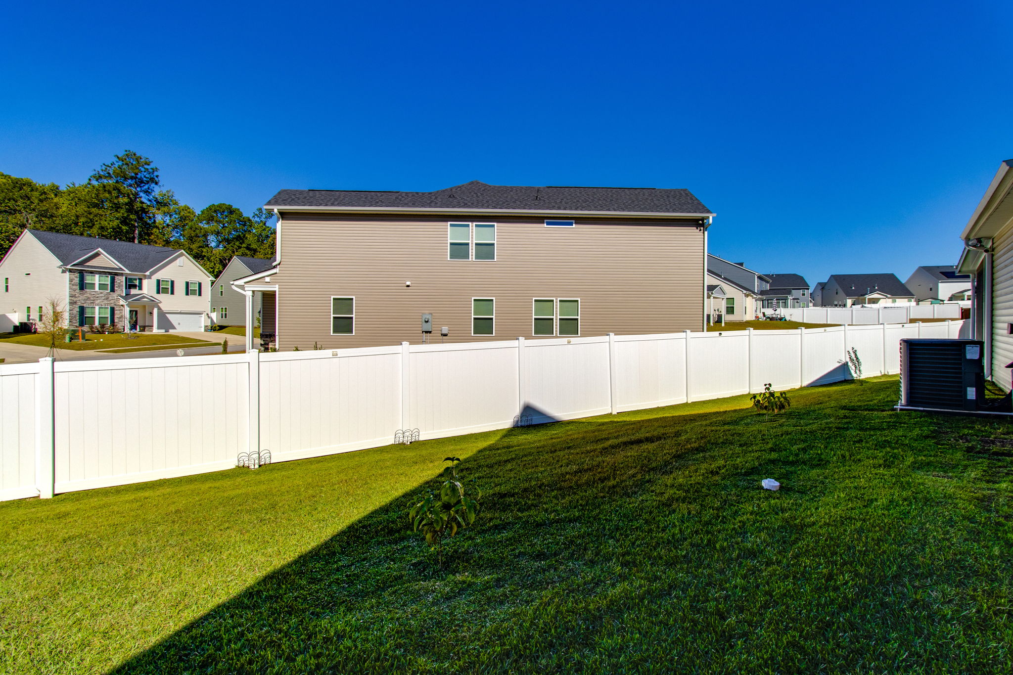  Photo 38