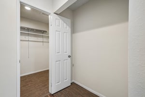 E D St-S0305-018.jpg