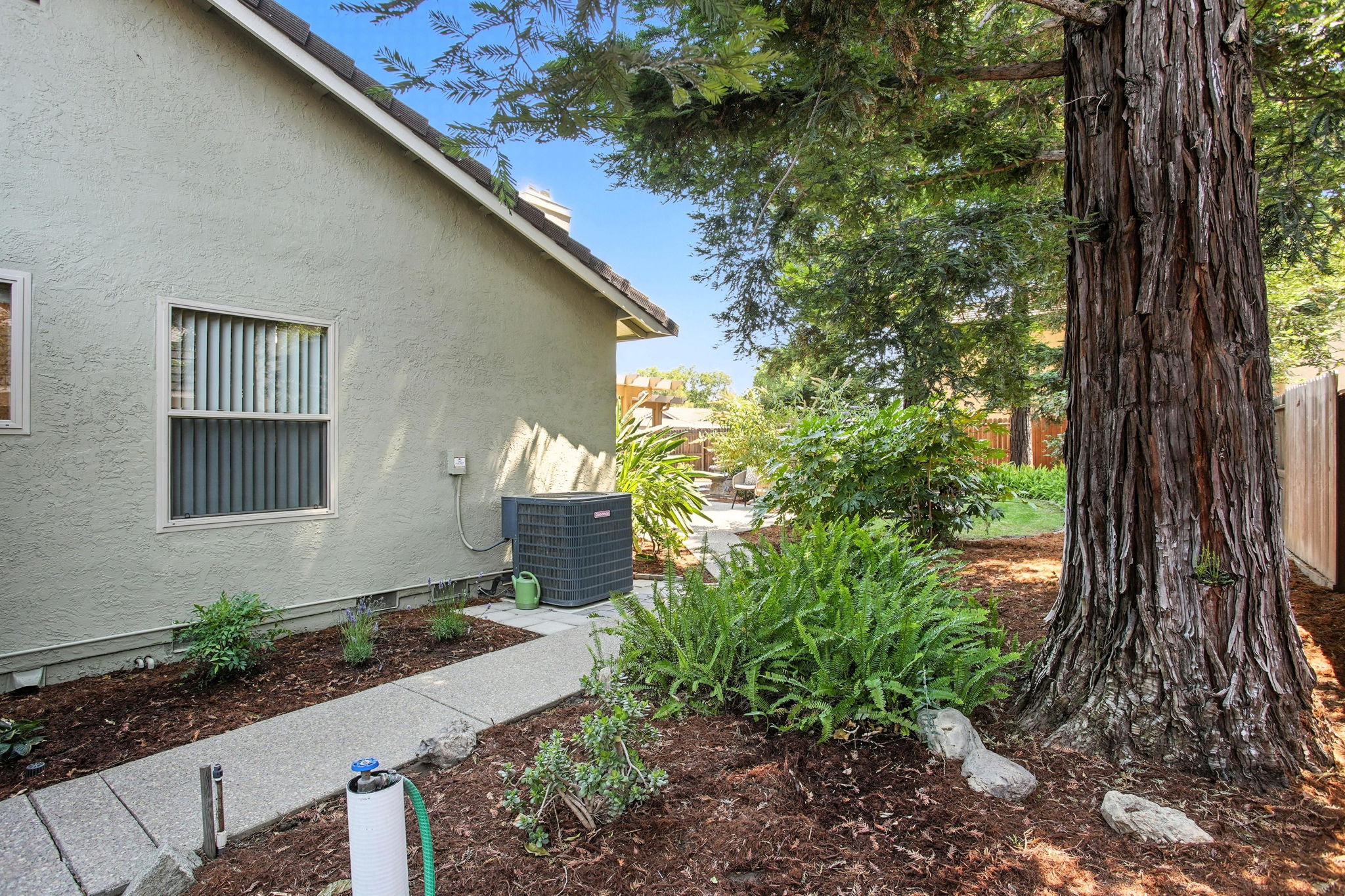044_551 Stonewood Dr