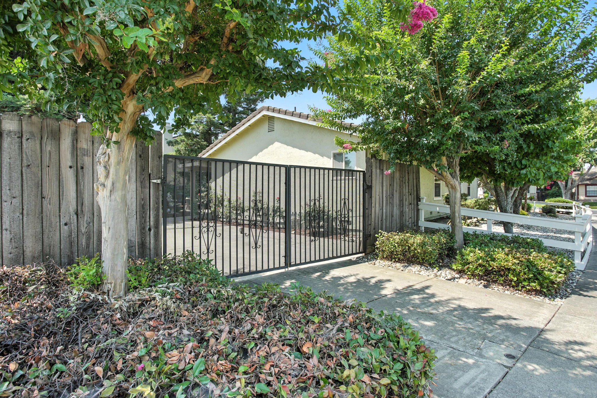 046_551 Stonewood Dr