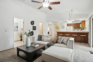 008_551 Stonewood Dr
