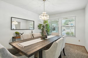 015_551 Stonewood Dr