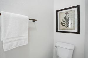 033_551 Stonewood Dr