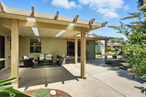042_551 Stonewood Dr