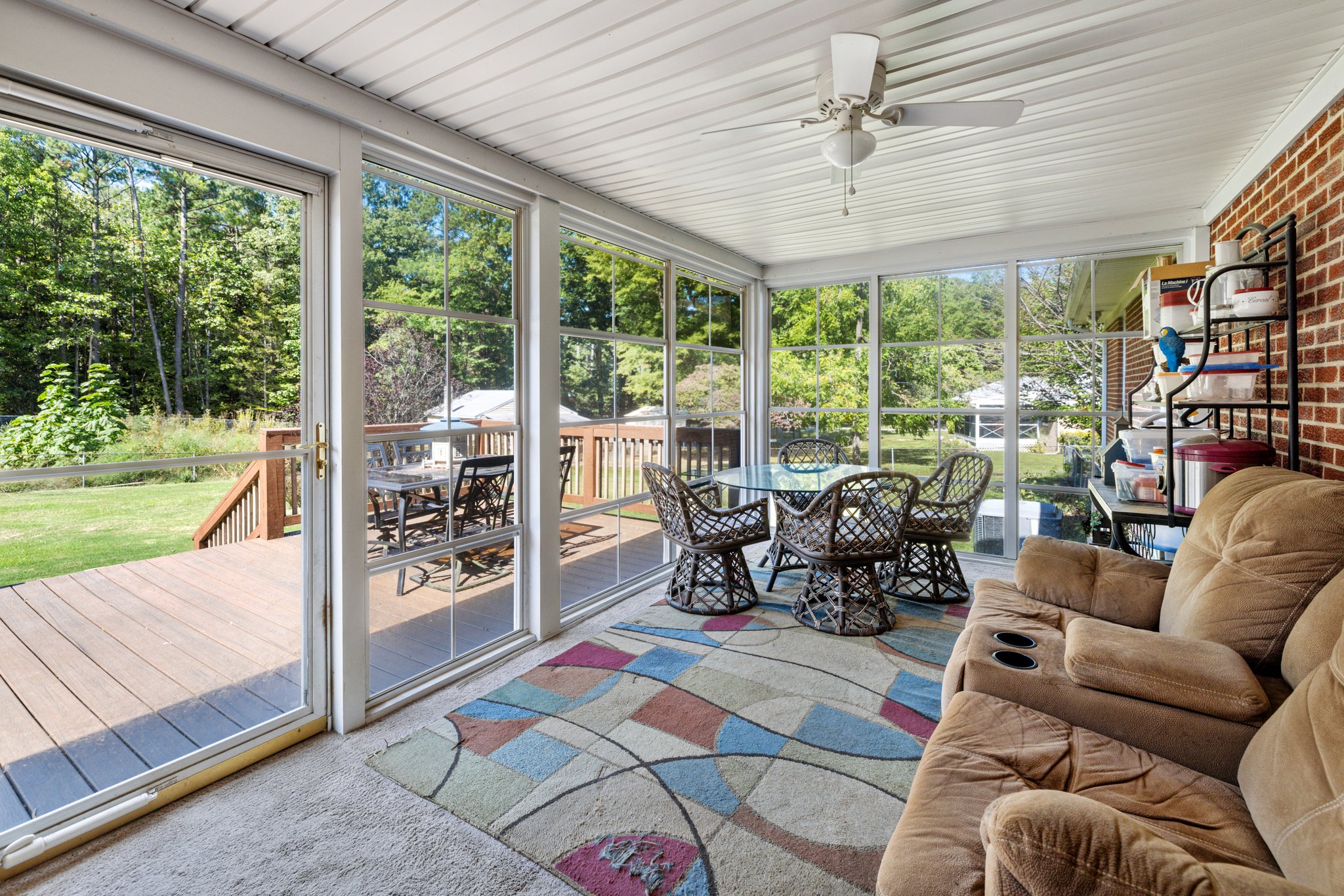  Photo 17