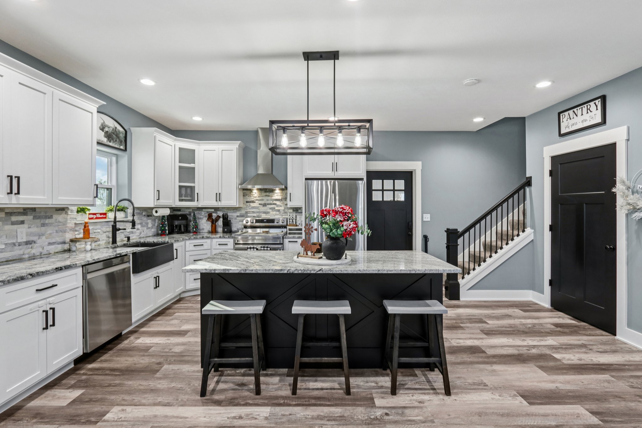 Rocklane Rd-L0512-018.jpg