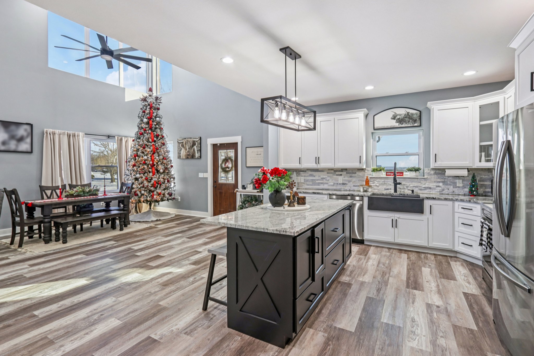 Rocklane Rd-L0512-021.jpg