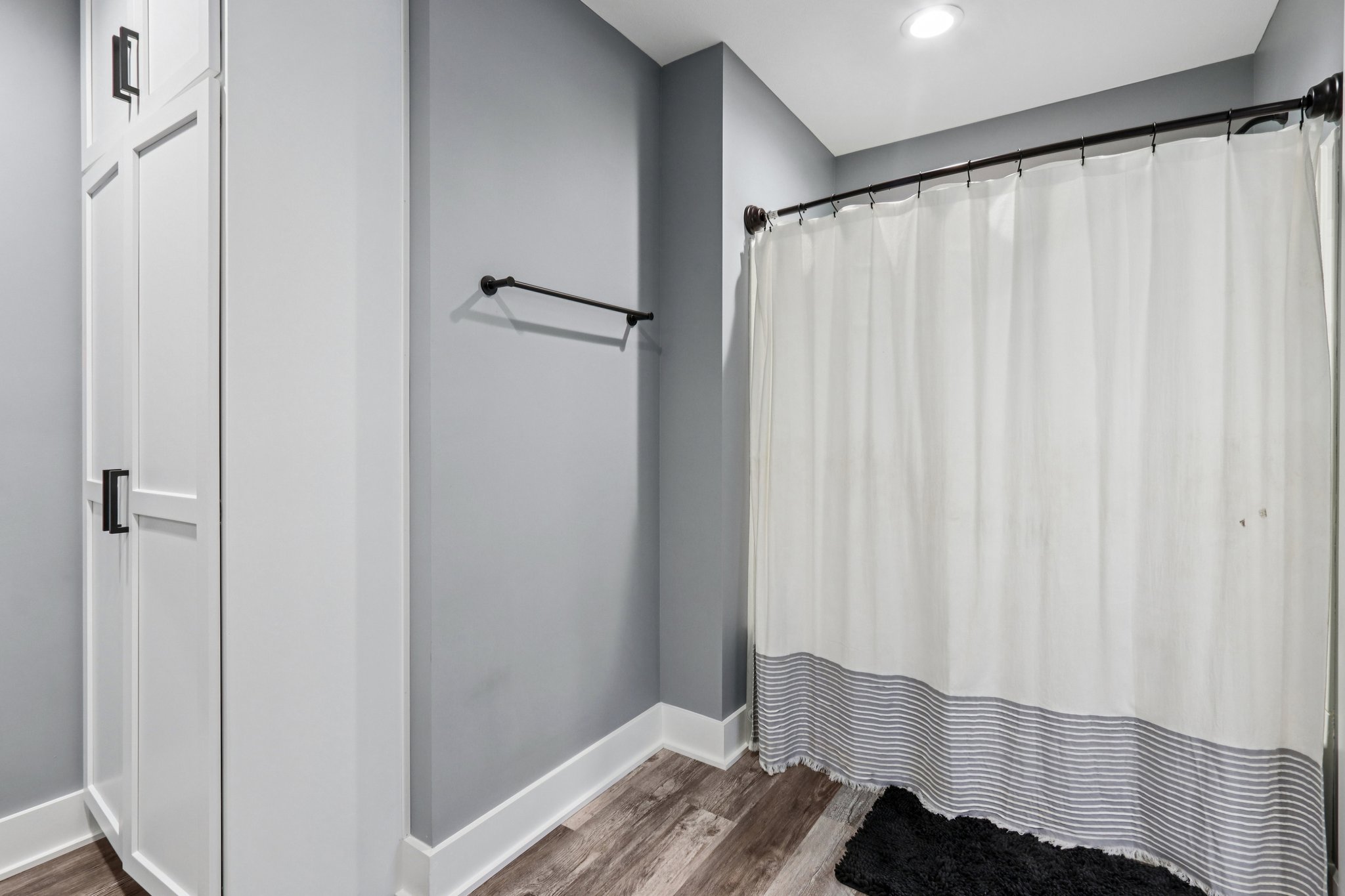 Rocklane Rd-L0512-027.jpg