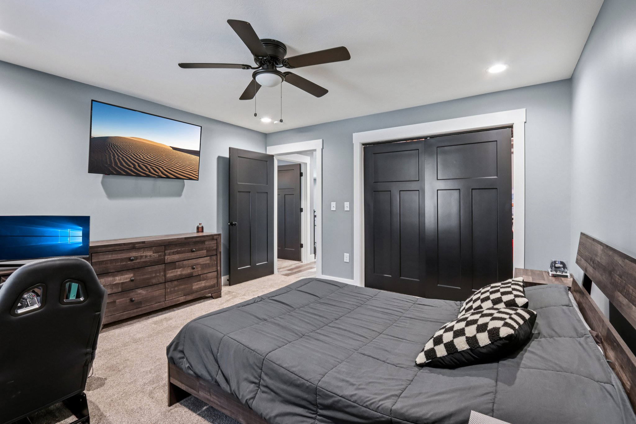 Rocklane Rd-L0512-032.jpg