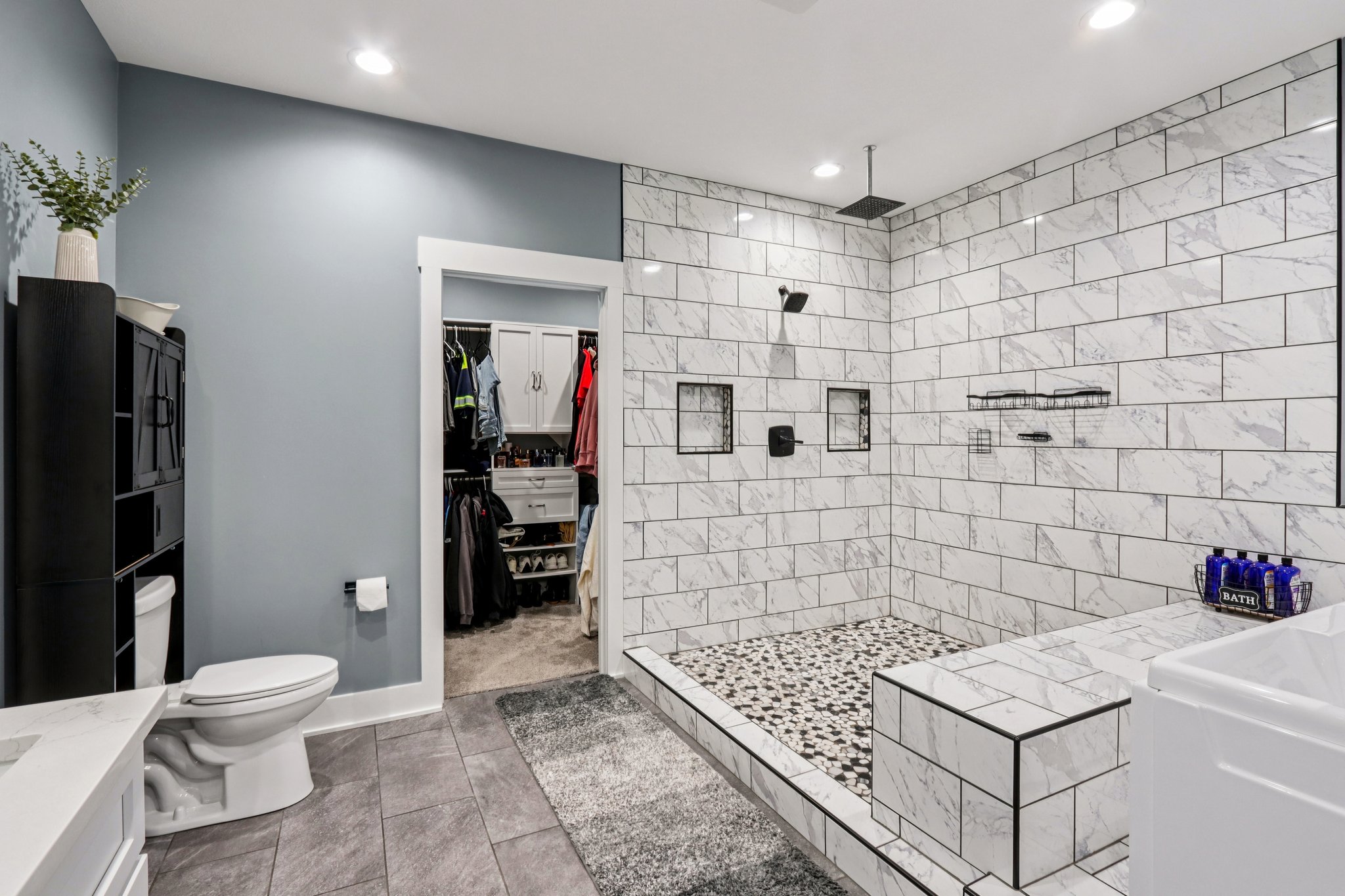 Rocklane Rd-L0512-042.jpg