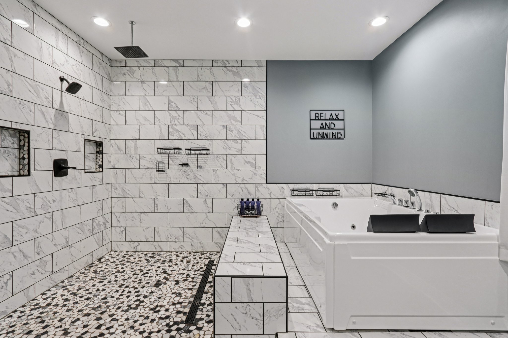 Rocklane Rd-L0512-043.jpg