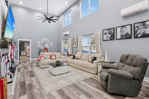 Rocklane Rd-L0512-012.jpg