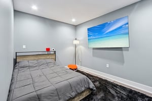 Rocklane Rd-L0512-029.jpg