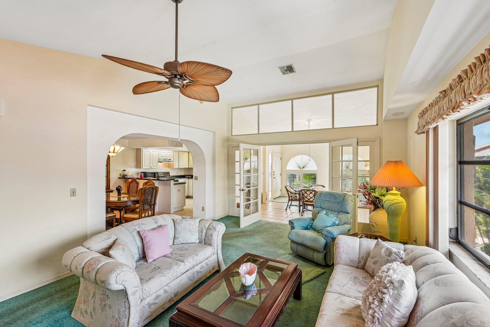 SW 4th Pl 605-S0605-008.jpg