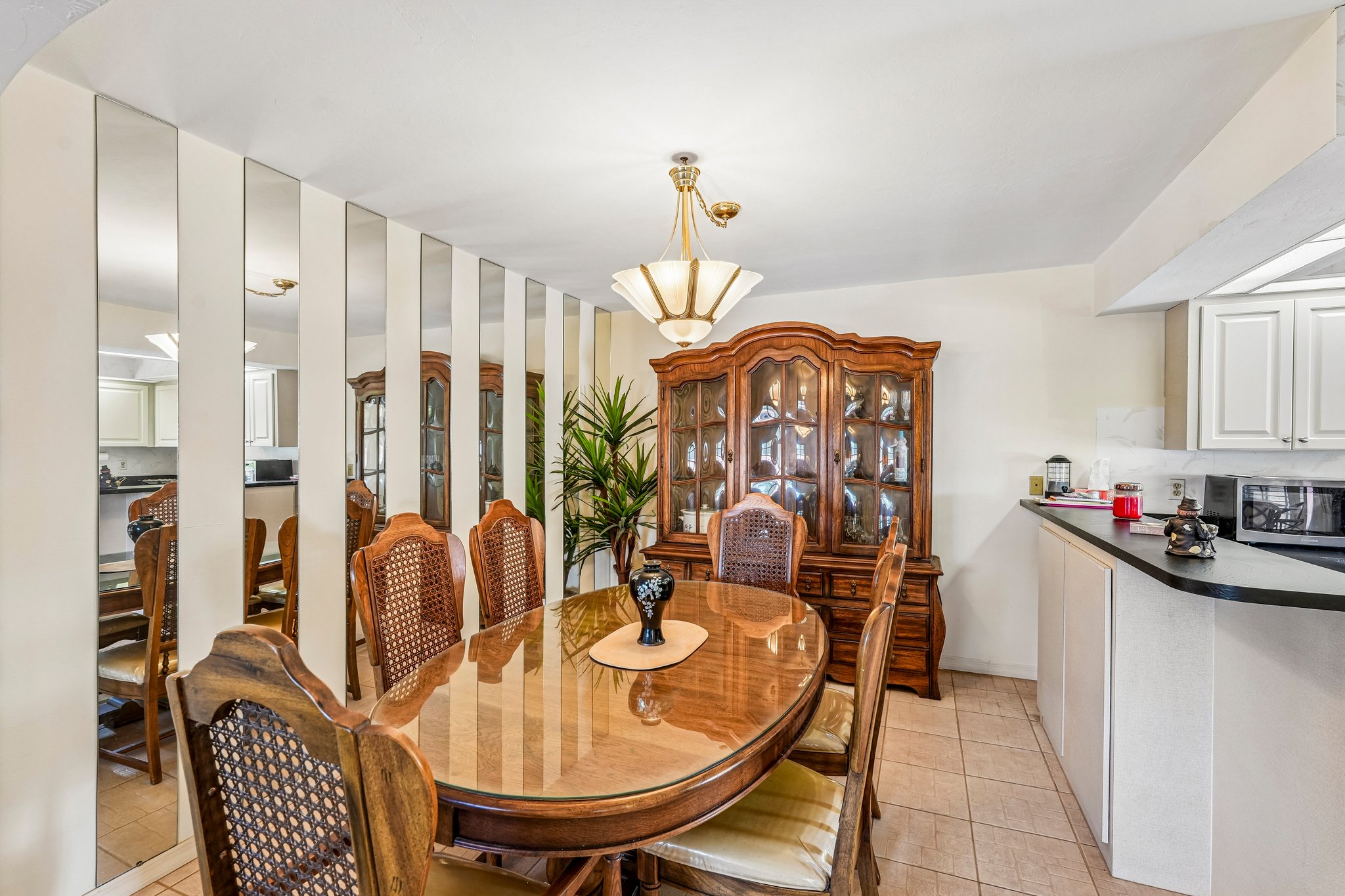 SW 4th Pl 605-S0605-013.jpg