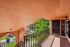 SW 4th Pl 605-S0605-003.jpg