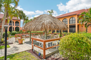 SW 4th Pl 605-S0605-030.jpg