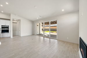 Living Room (2)