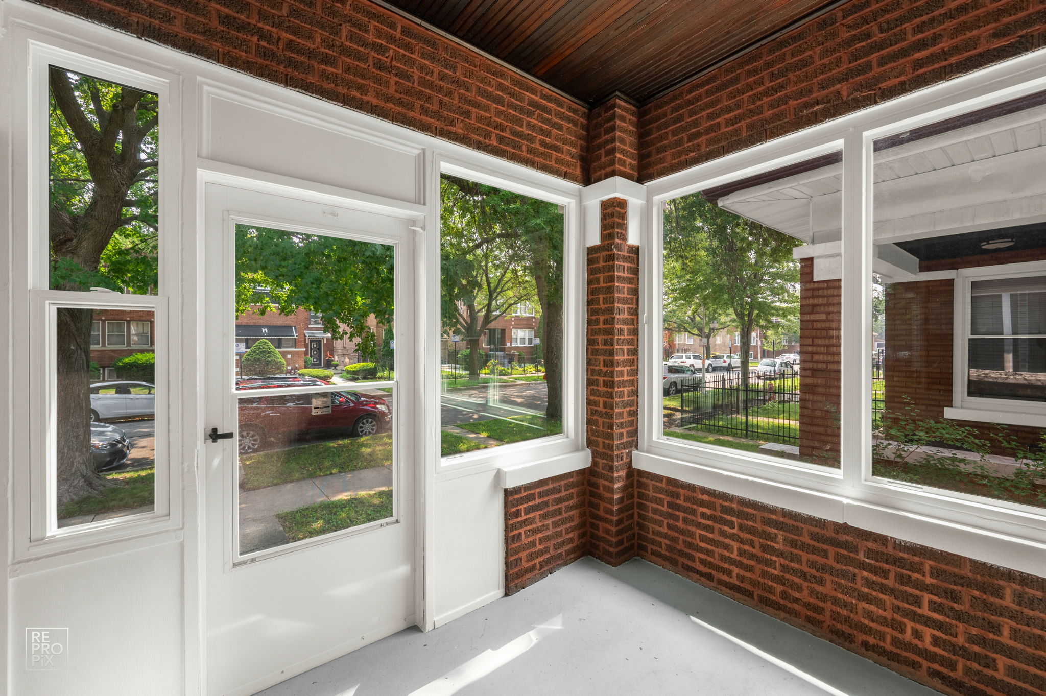 5512 W Potomac Ave, Chicago, IL 60651_003