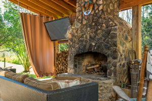  Photo 45