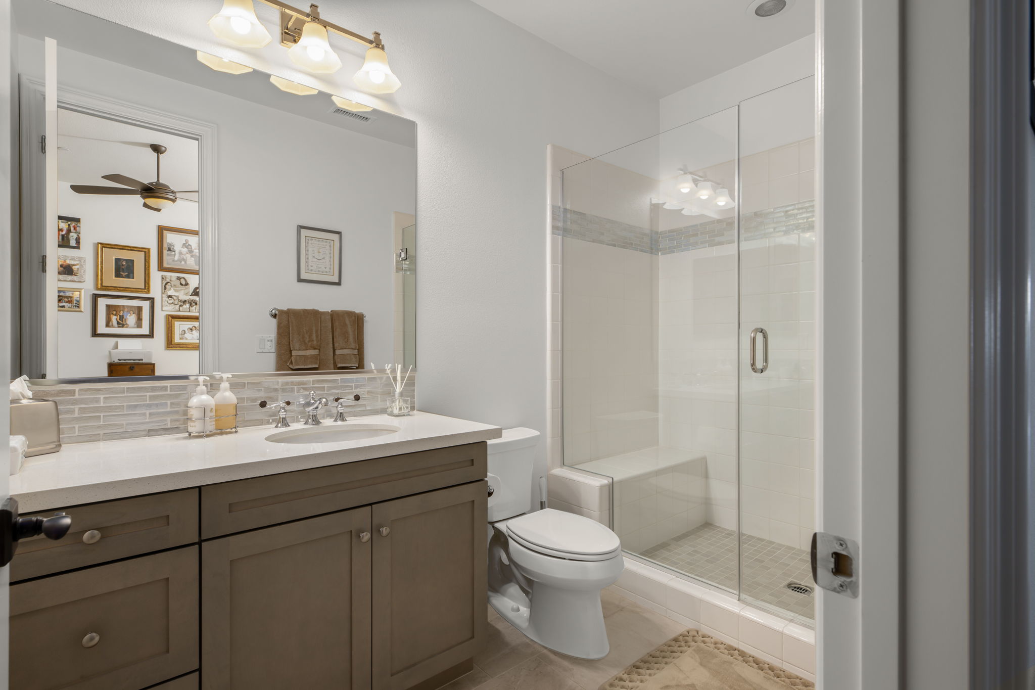 Guest Bath 1