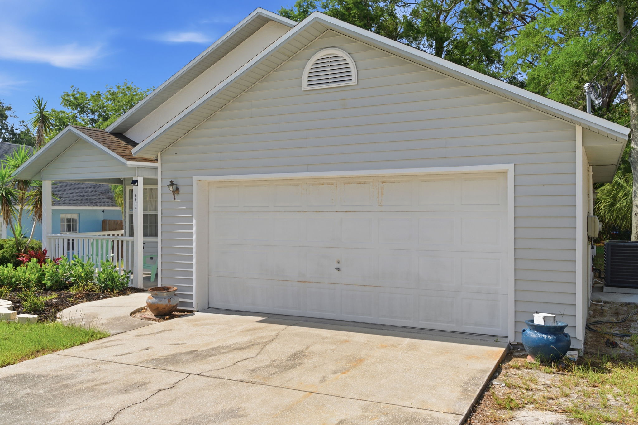 Front Exteriors (5)