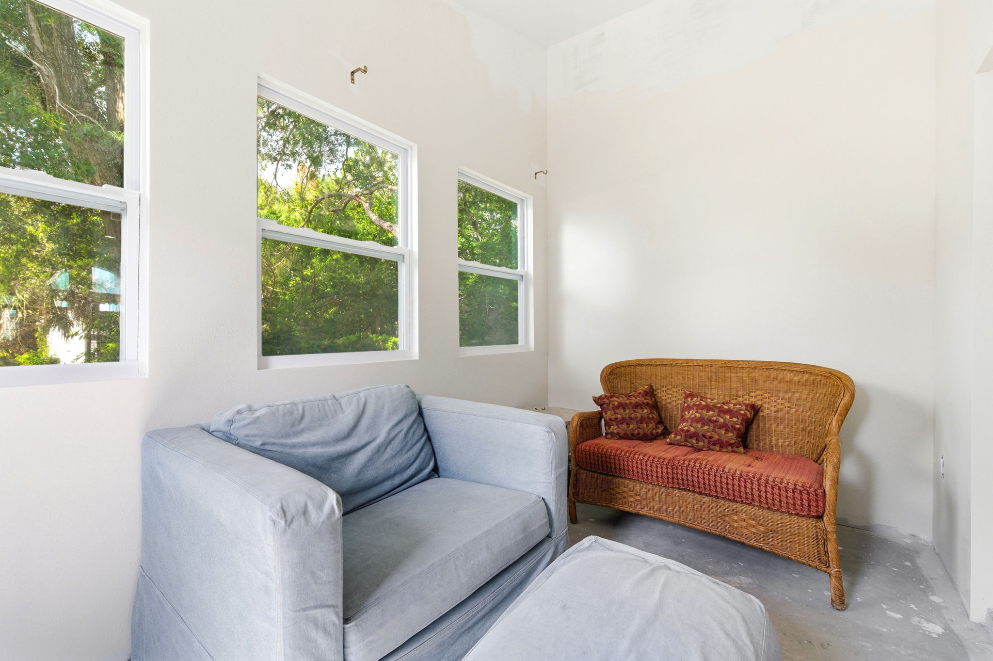 Interiors (13)