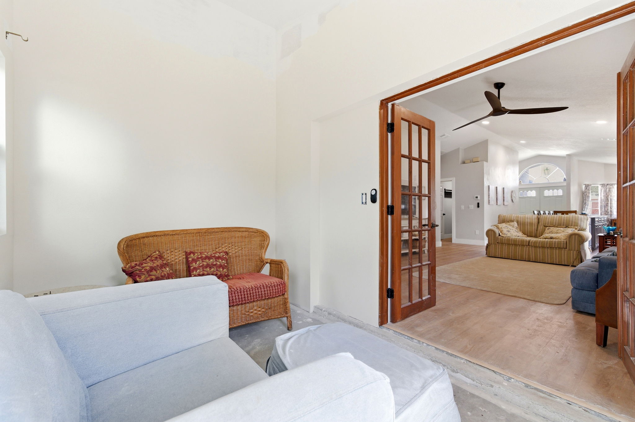 Interiors (14)