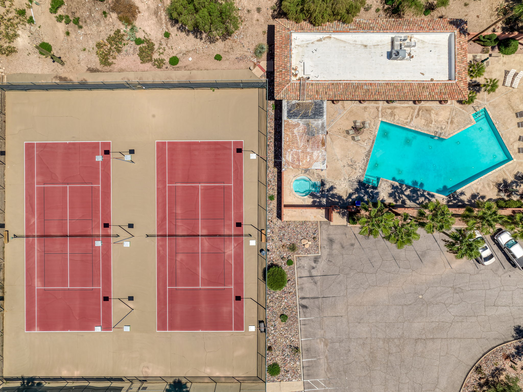 Community Tennis courts, pool and spa