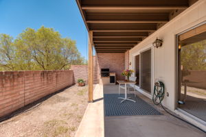 Space to garden or for pets