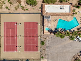 Community Tennis courts, pool and spa