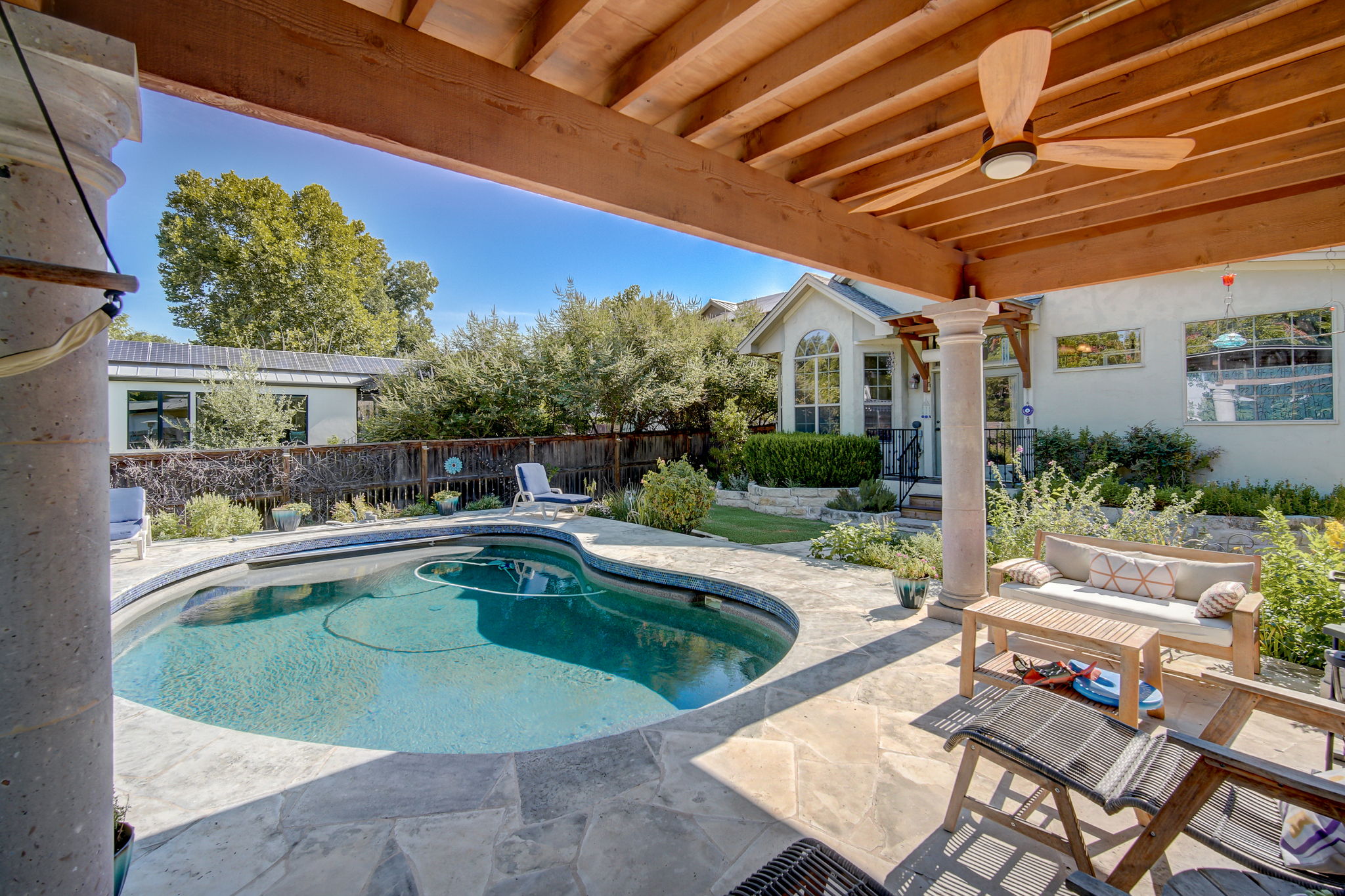 Shoalwood Ave-048