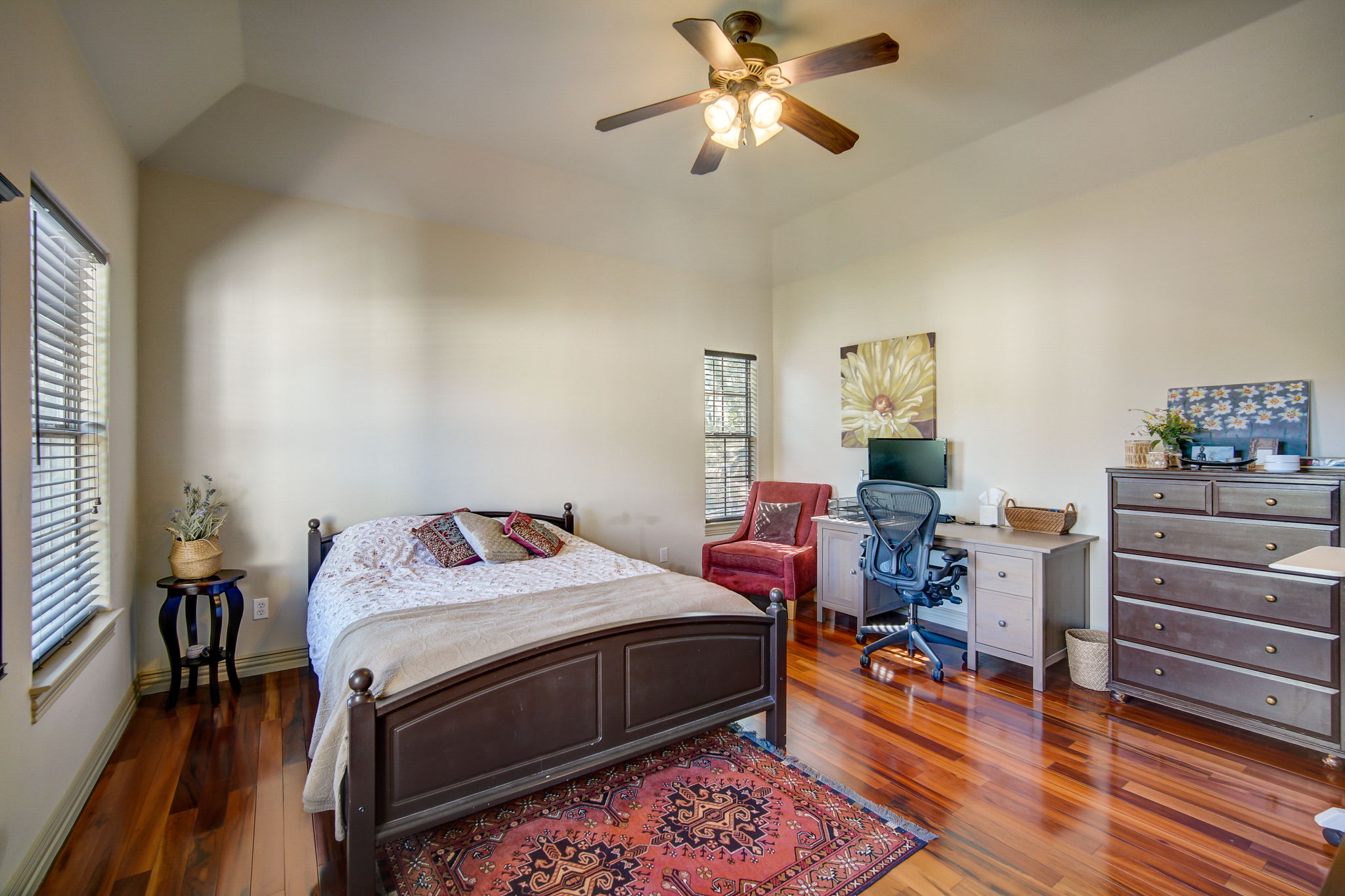 Shoalwood Ave-041