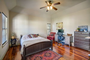Shoalwood Ave-041