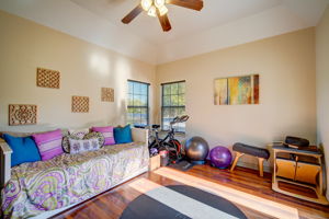 Shoalwood Ave-040