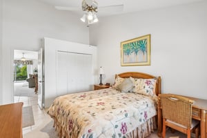 SW 12th Ave 203-S2607-015.jpg