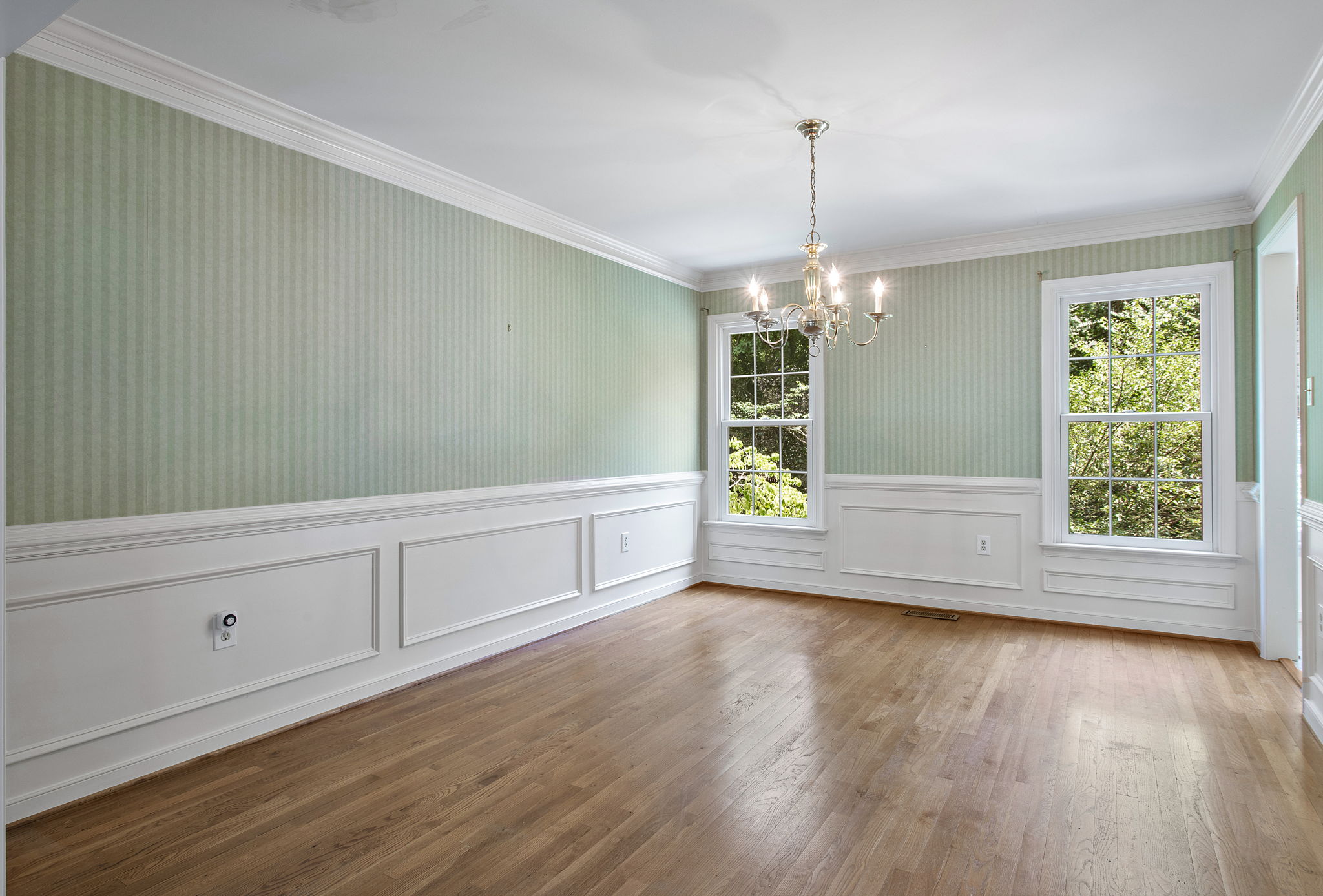14-Dining Room