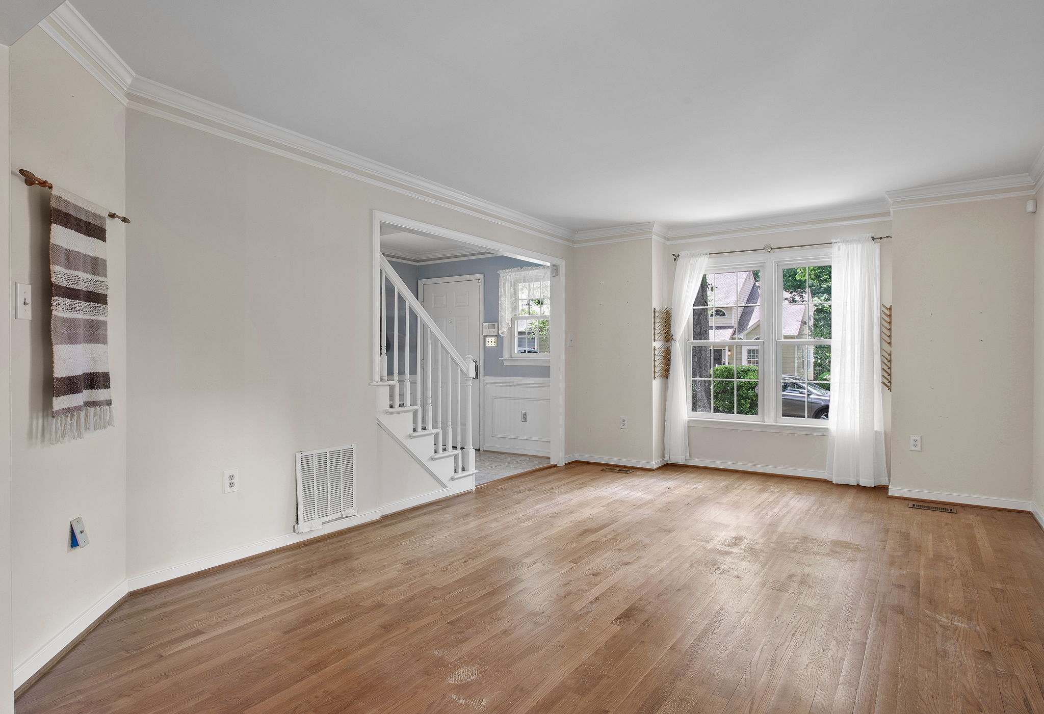 17-Living Room