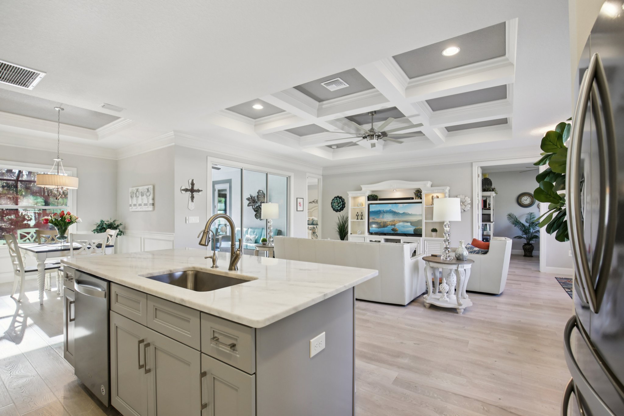 N Salford Blvd-L1802-016.jpg