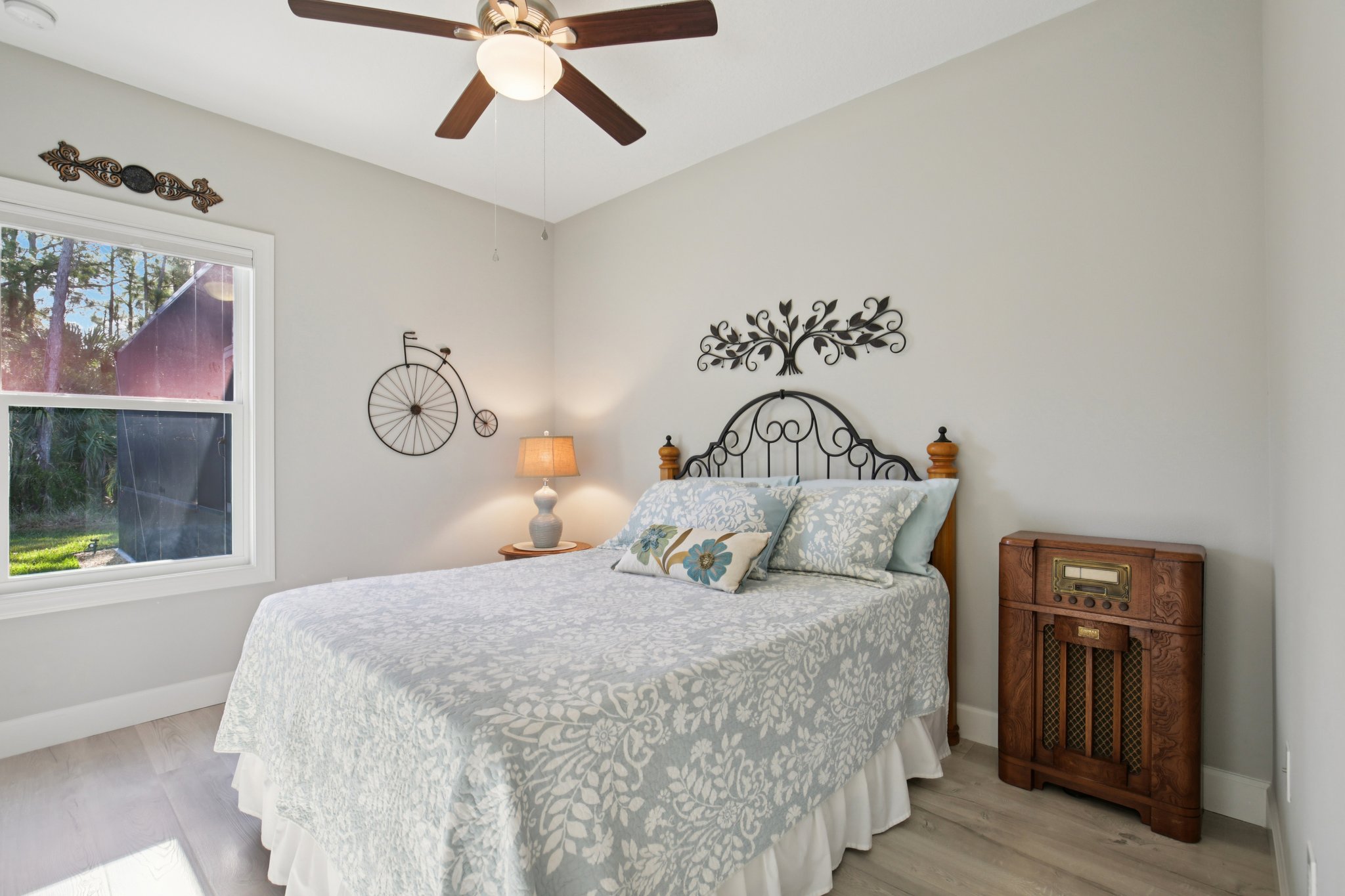 N Salford Blvd-L1802-026.jpg