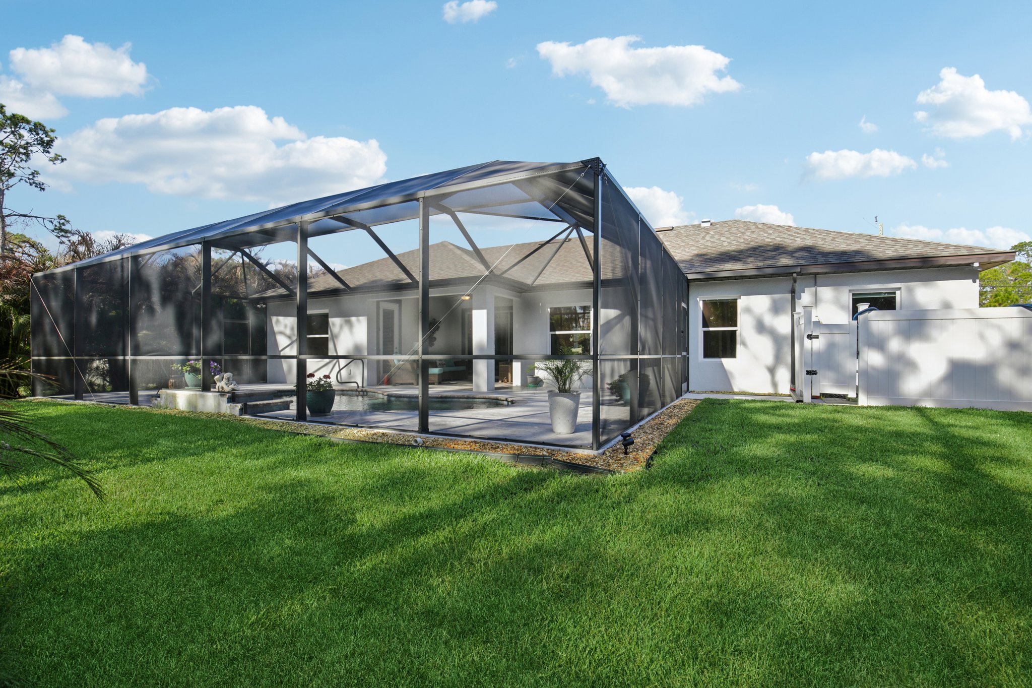 N Salford Blvd-L1802-037.jpg