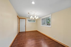 Regent Ave N-S1606-016.jpg