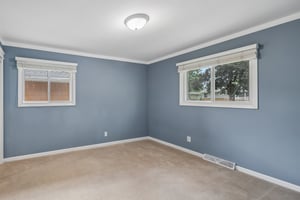 Regent Ave N-S1606-025.jpg