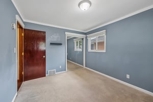 Regent Ave N-S1606-026.jpg