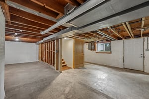 Regent Ave N-S1606-036.jpg