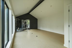  Photo 51
