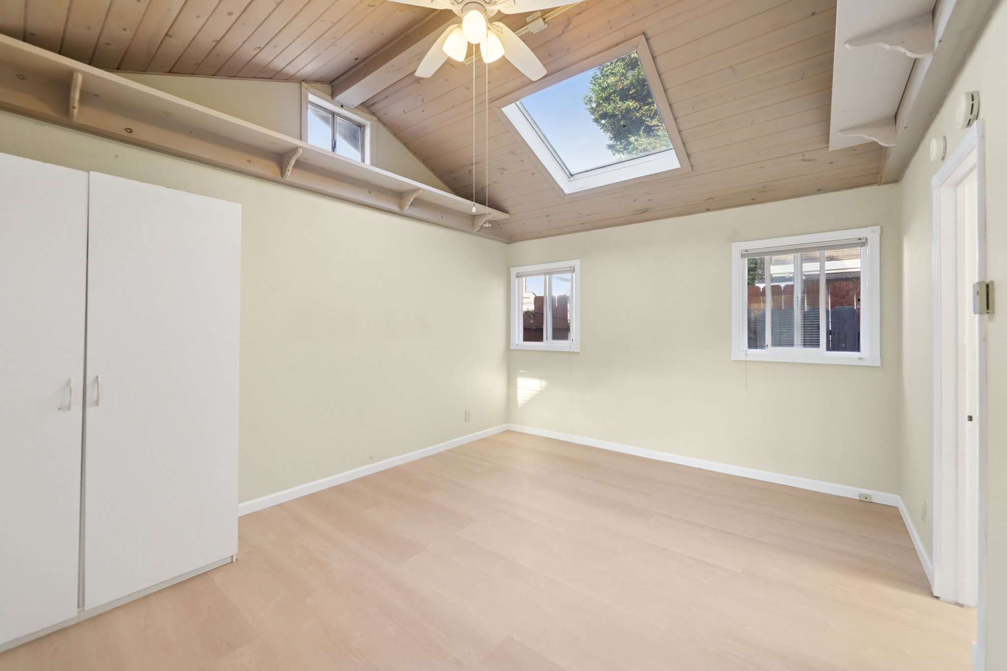 14th Ave-L2308-025.jpg