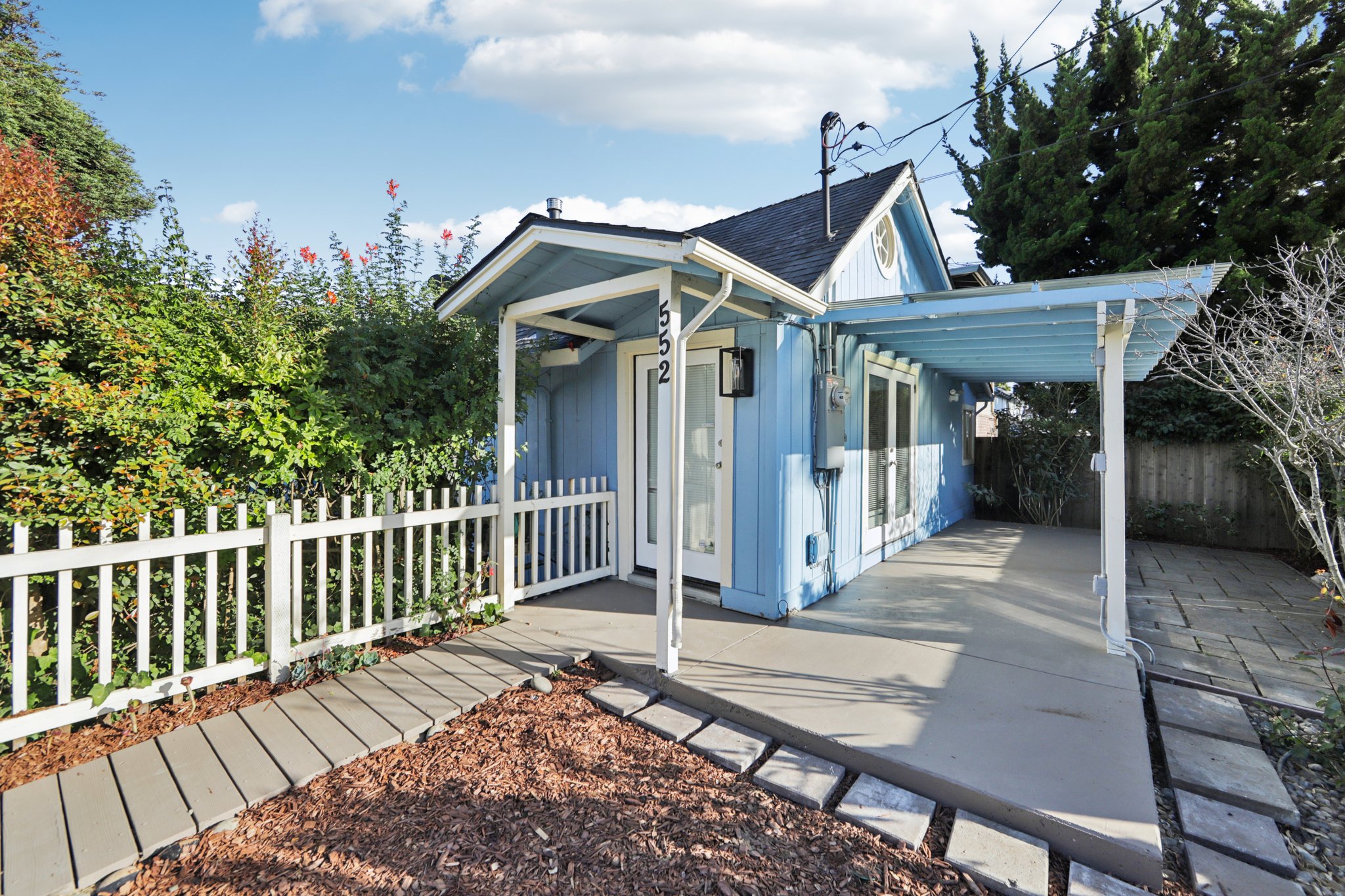 14th Ave-L2308-041.jpg